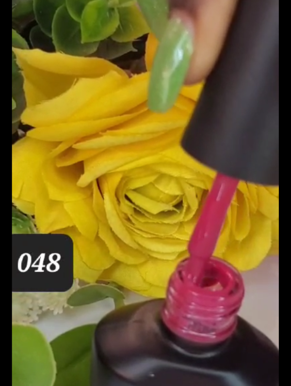 Milan 15 ml Soak Off Gel Polish