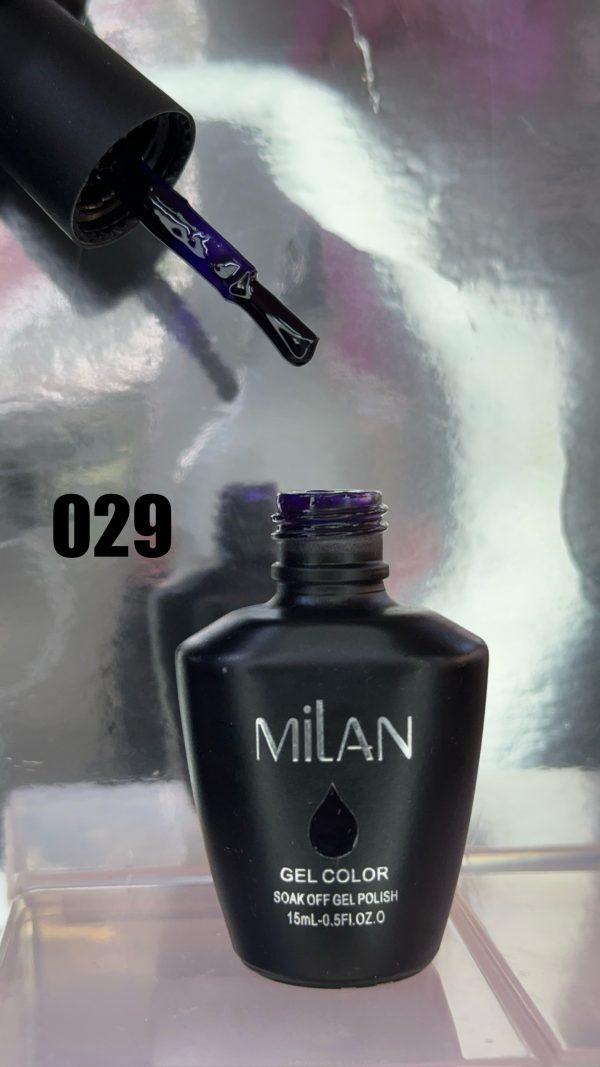 Milan 15 ml Soak Off Gel Polish